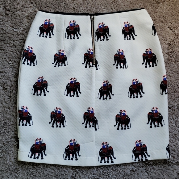 Elephant Print Pencil Skirt Size L - Picture 2 of 5